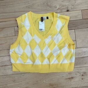 NWT H&M Yellow and White Jacquard-knit Sweater Vest Size XL